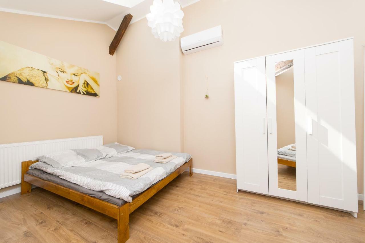 Blue Apartment Old Town Air Condition P4You Pl Krasków Eksteriør bilde